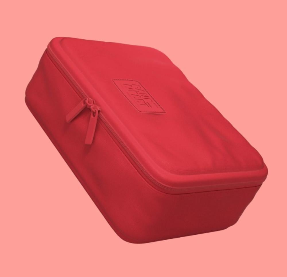 حقيبة تنظيم خاصة للاغراض الشخصية ومستلزمات التجميل من | Bande a part | مصنوعة من مواد عالية الجودة لكل من منتجاتها وتقدم ضمانًا لمدة 3 سنوات