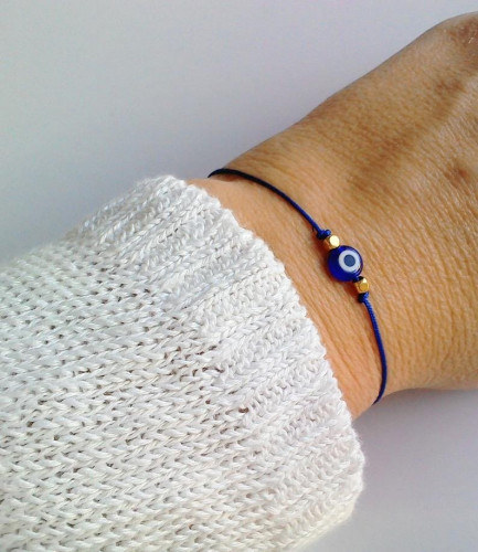 اسوره عين بخيط