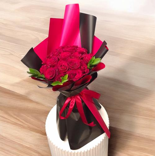 باقة ورد أحمر