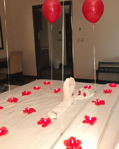 غرفة عرسان - للحجز WhatsApp