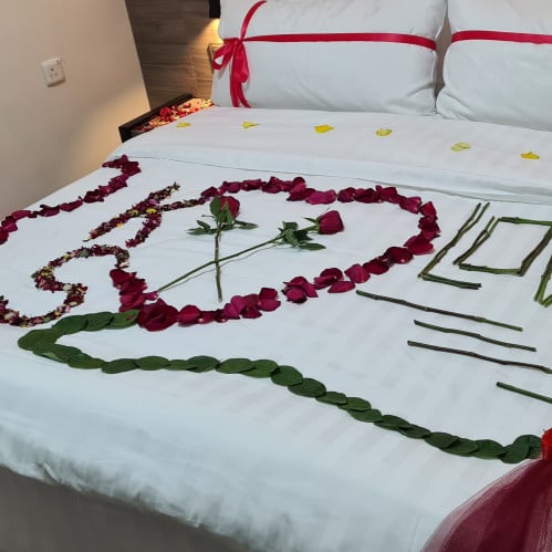 غرفة عرسان - للحجز WhatsApp