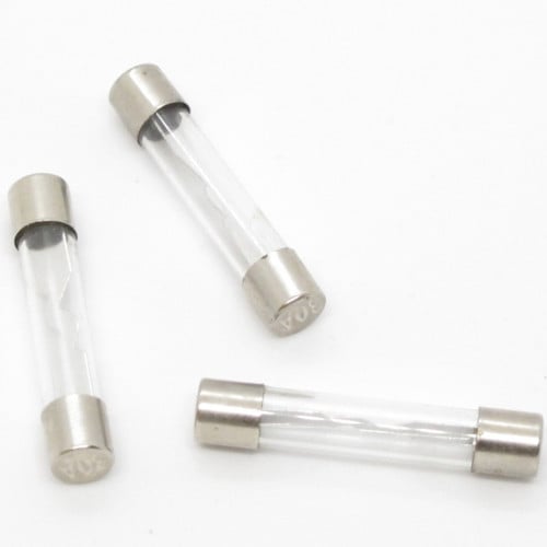 علبة مكونة من 5 فيوزات قوة متنوعة