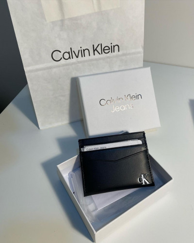 كارد هولدر كالفن كلاين