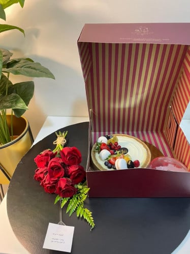 تنسيق كيكة ليلو تشيز كيك مع التون