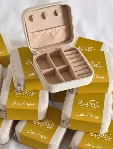 توزيعات شنط اكسسوار