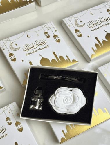 تعليقة فواحة عطرية رمضان مبارك