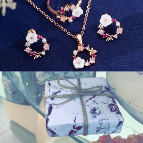 بكج طوق الورد