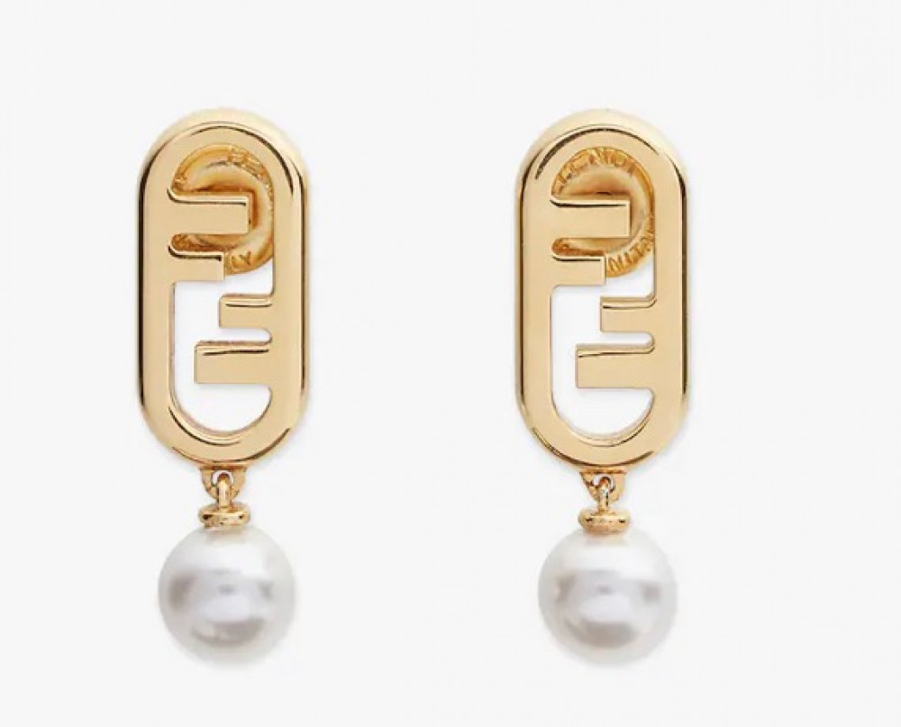 Fendi 2024 pearl earrings