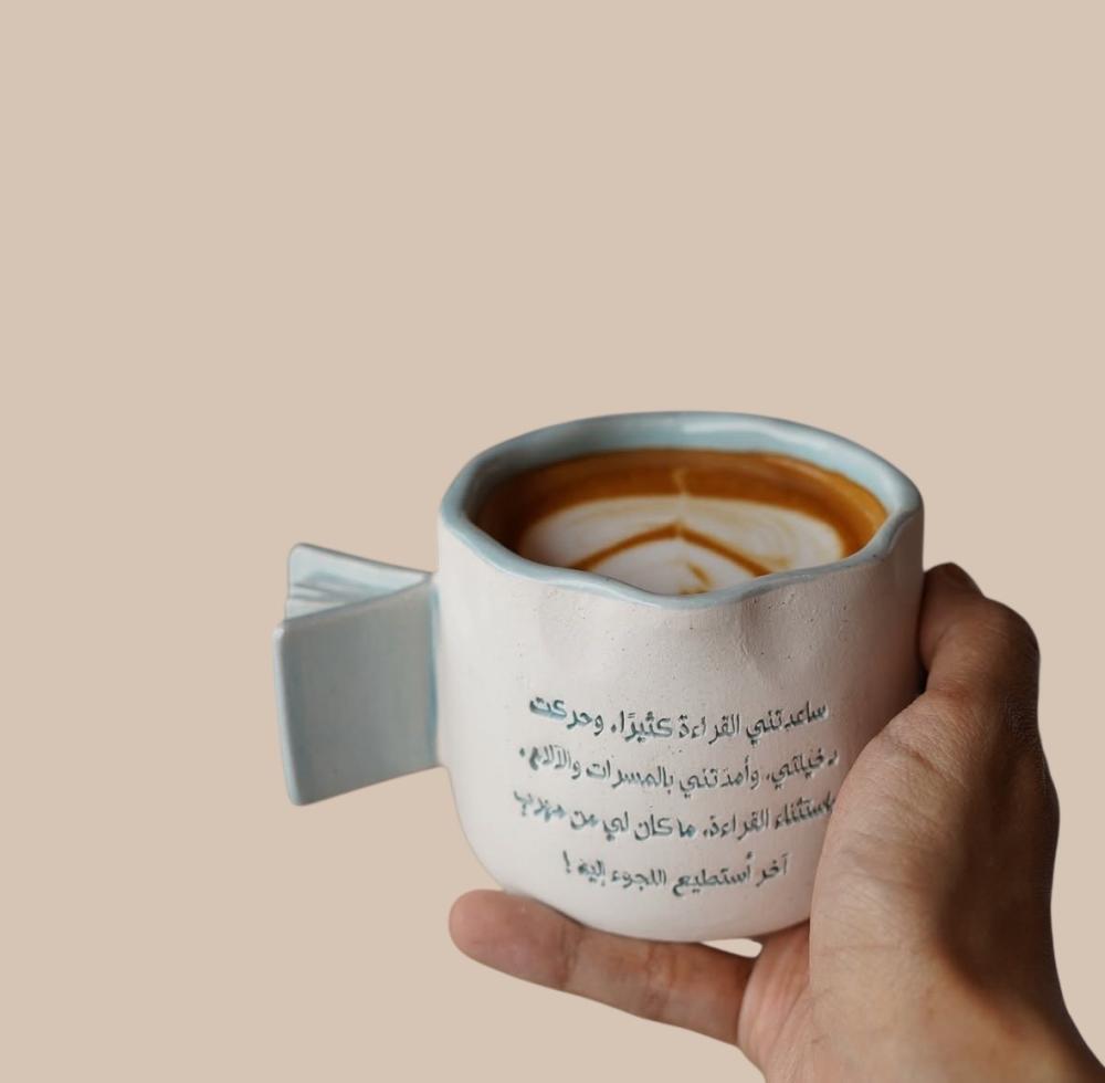 لماذا نرتبط بالأكواب أكثر من أي قطعة أخرى في البيت؟