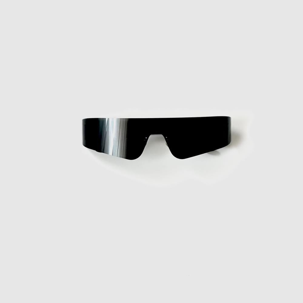 TRENDY SUNGLASSES