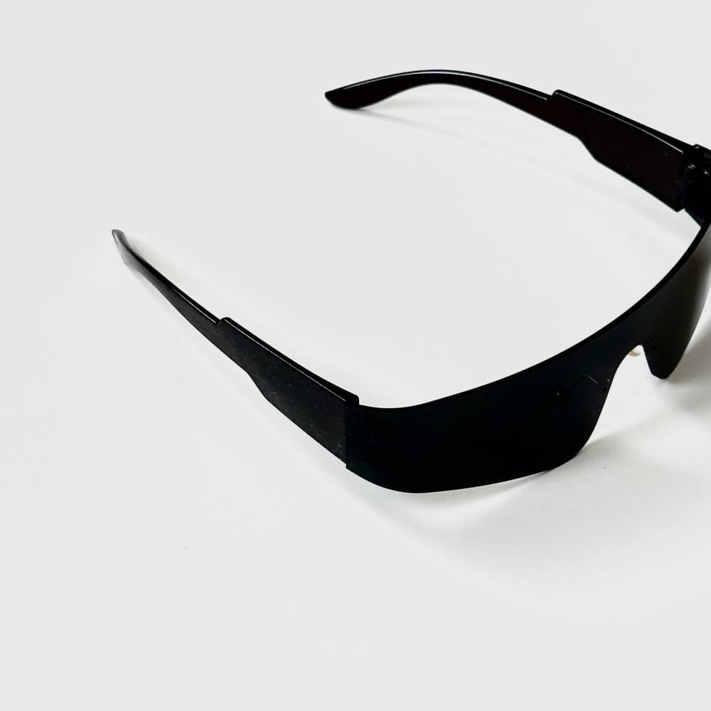 TRENDY SUNGLASSES