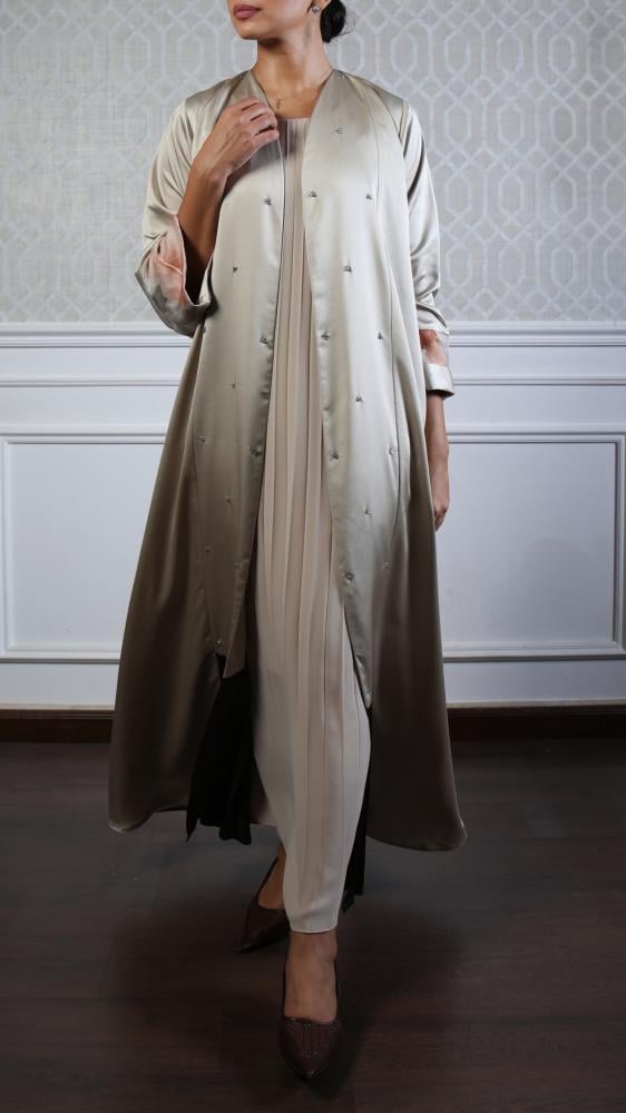 عباية فاخرة باللون التفاحي