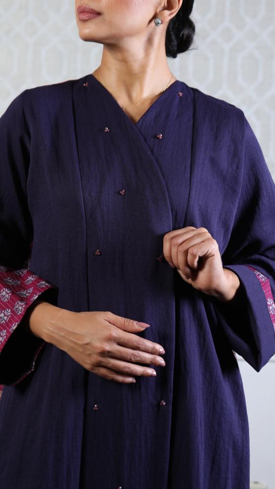 عباية صيفية فاخرة باللون البنفسجي