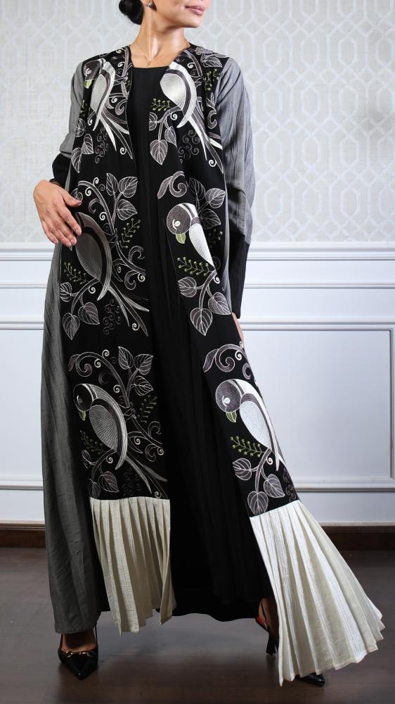 عباية فاخرة خريفية سوداء