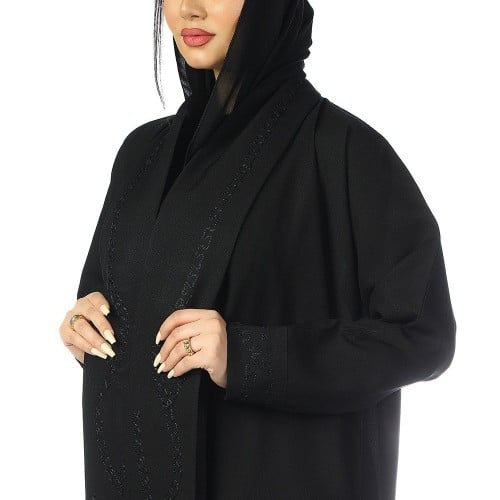 عبايه ياقه دبل تطريز اسود مع قماش الكريب الفاخر