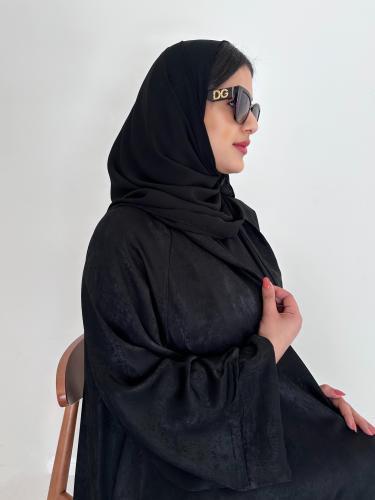 عباية بقماش جاكارا بارد