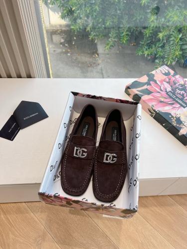 شوز دولتشي آند غبانا