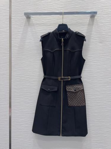 فستان انيق من لوي فيتون