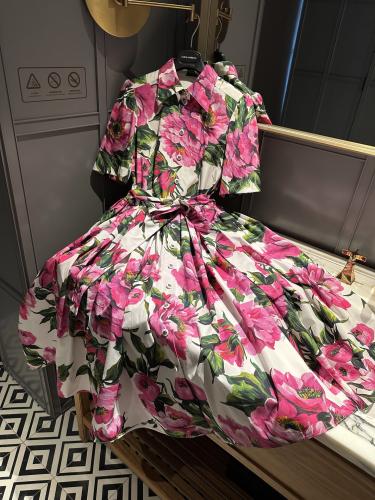 فستان دولتشي اند غبانا