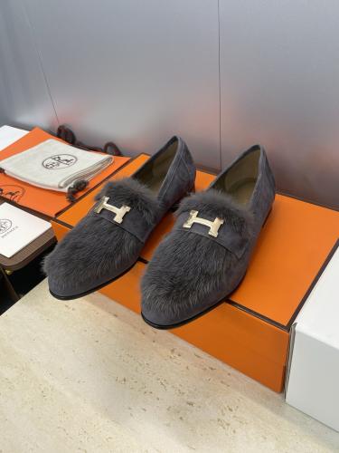 شوز انيق من هيرمز