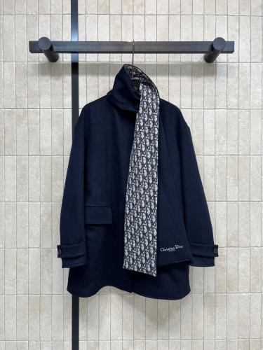 معطف انيق من ديور