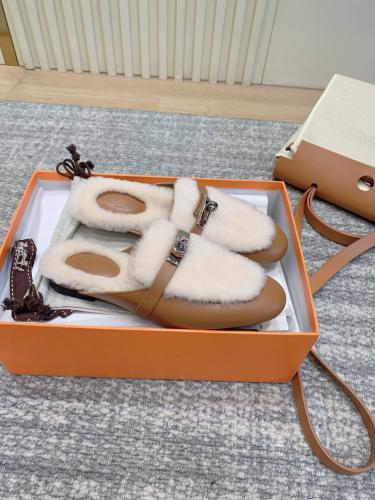 فلات انيق من Hermes