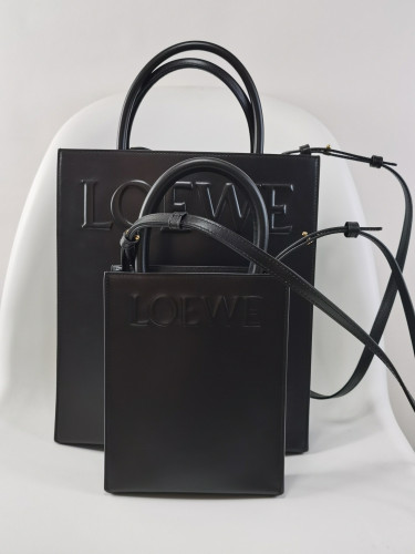 شنطة Loewe ماستر 21 cm