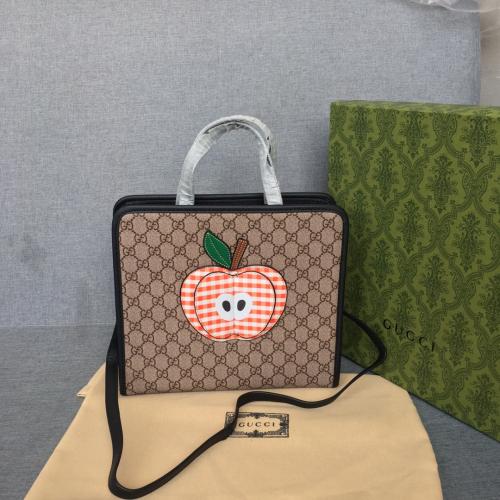 حقيبة أطفال قوتشي مقاس 28 سم مع الملحقات