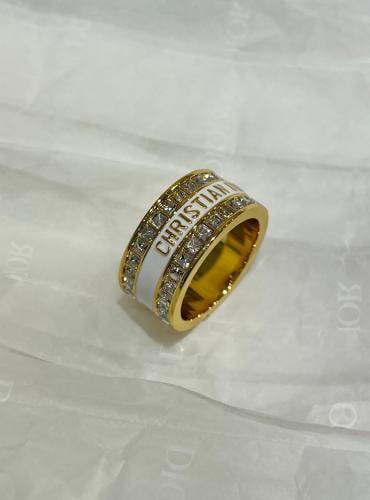 خاتم ديور مع الملحقات