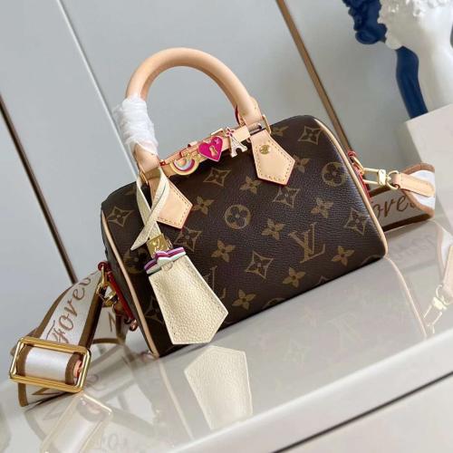 LV Speedy18 مقاس 18 سم