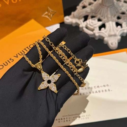 سلسلة Lv مع الملحقات