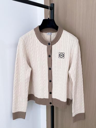 كارديغان انيق من لويفي