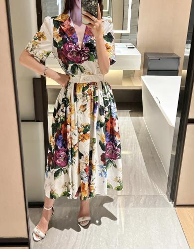 فستان انيق من دولتشي اند غابانا