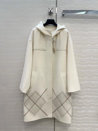 معطف رائع من هيرمز