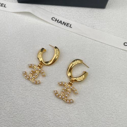 حلق شانيل مع الملحقات