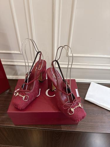 هيلز قوتشي انيق جدا