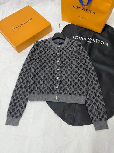 كارديغان لوي فيتون