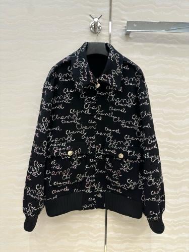 ستره أنيقه من شانيل اوفر سايز