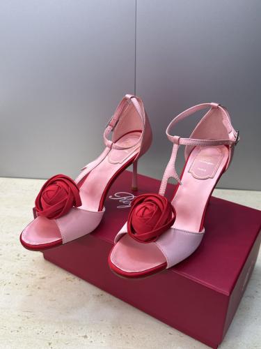 هيلز Roger vivier