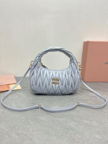 ميوميو مقاس 23 cm