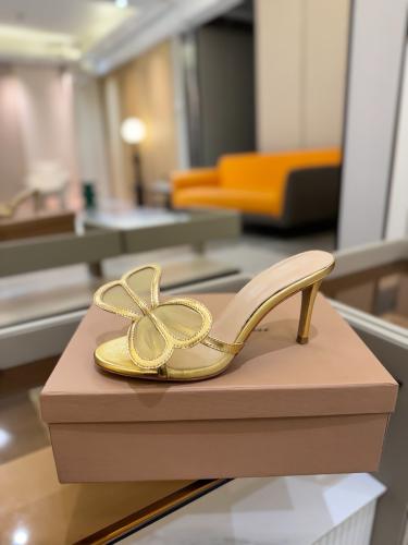 هيلز انيق من  GIANVITO ROSSI