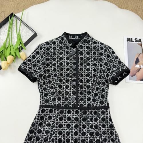 فستان انيق من ديور