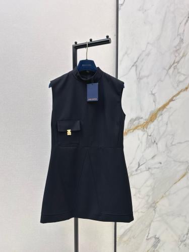 فستان انيق من لوي فيتون