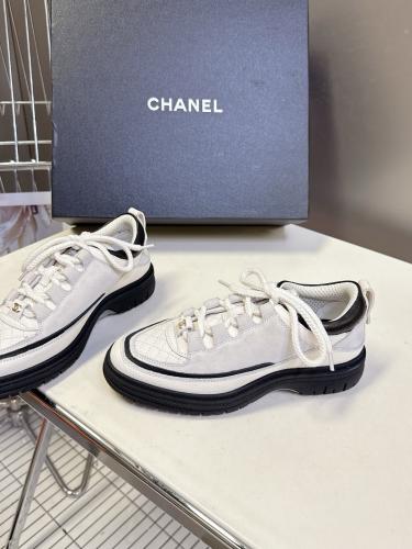 شوز انيق من شانيل