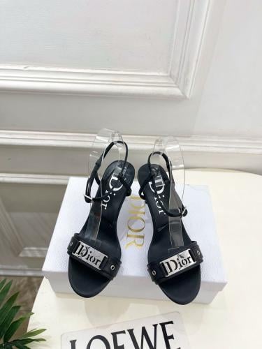 هيلز انيق من ديور