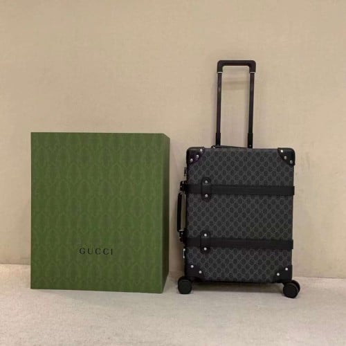 شنطة سفر قوتشي ماستر فخمه جدا