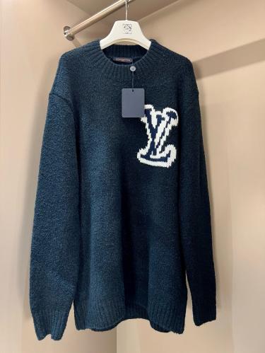 سويتر لوي فيتون