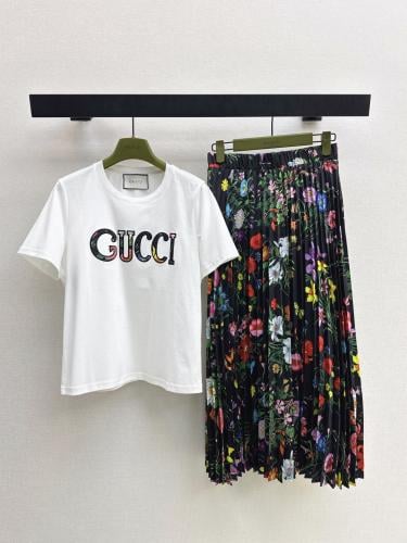 طقم من قوتشي