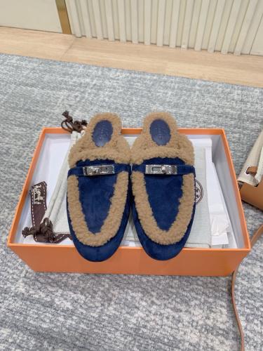 فلات انيق من Hermes