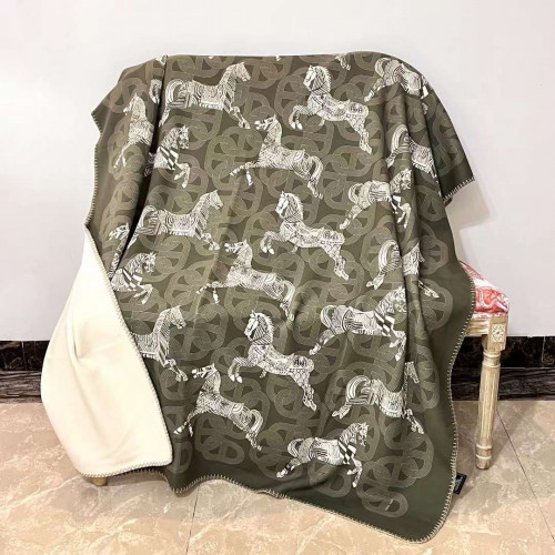 بطانية hermes مع غطاء وساده